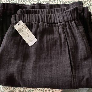 Black lightweight cotton pants